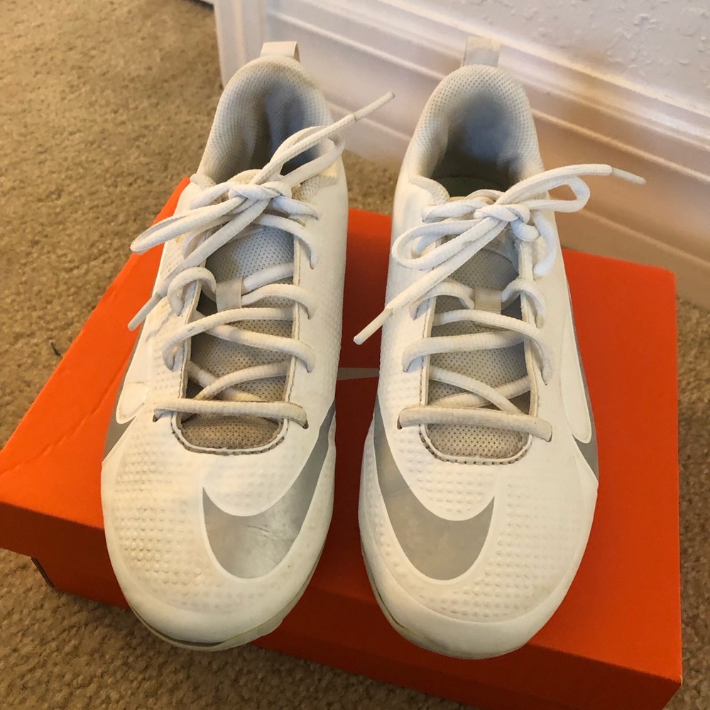 Boys lacrosse cleats